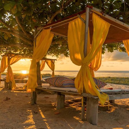 Hotel Marina Porto Abrolhos Caravelas Dış mekan fotoğraf